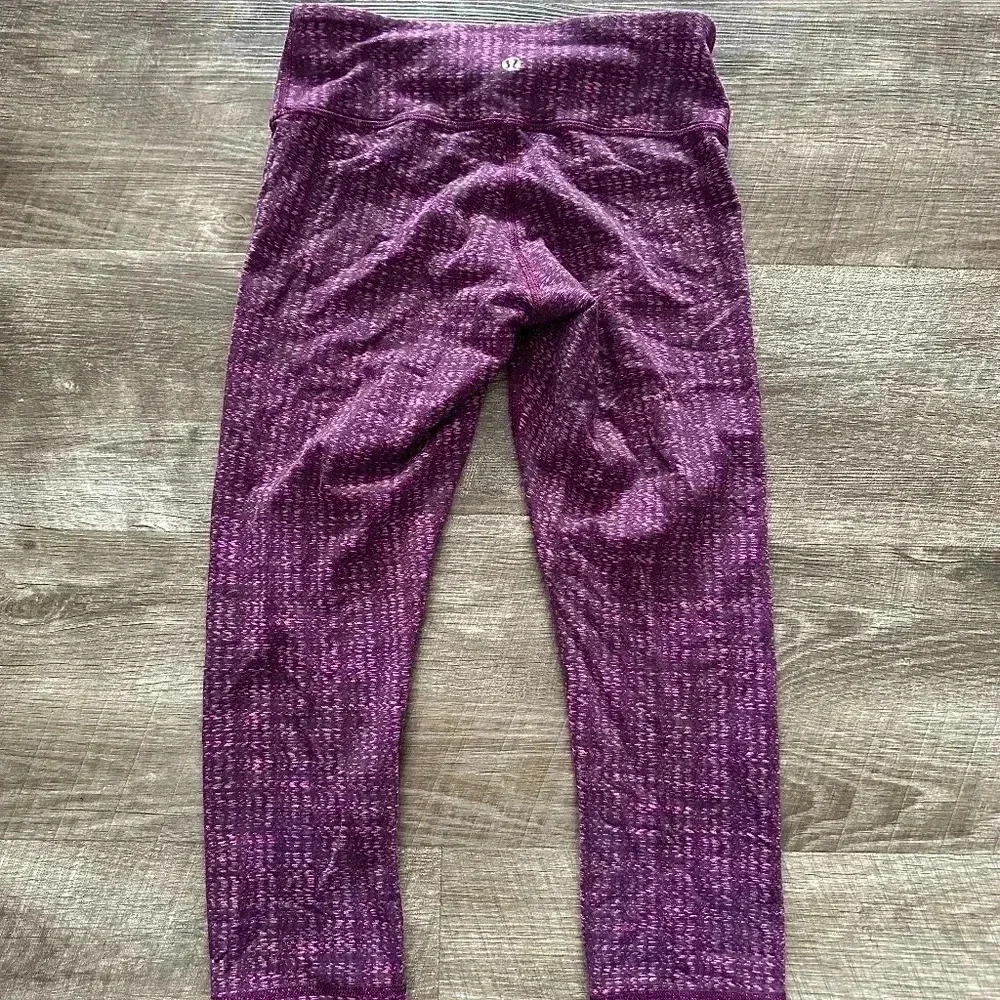 LULULEMON Wunder Under Ziggy Wee August Glo Raspberry Glo Light Crop size 2